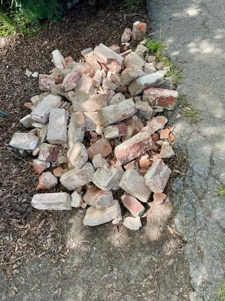Photo of free used bricks (El Camino/shoreline/Miramonte) #2