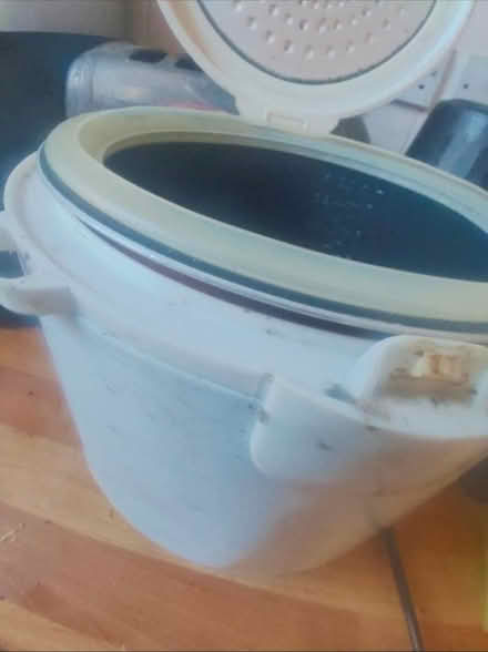 Photo of free Rice cooker (Spitalfields E1) #1