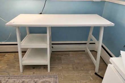 Photo of free White desk (N. Stamford) #1