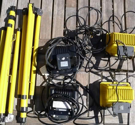 Photo of free Floodlights (SL71PZ) #1