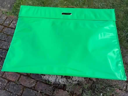 Photo of free Art folder (Westcott RH4) #1