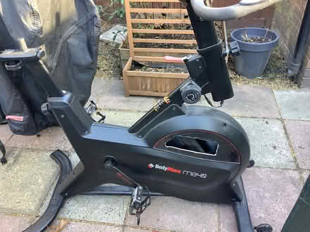 Photo of free Exercise Equipment (Limehouse E14) #1