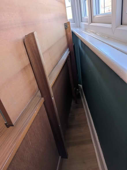 Photo of free Vintage dressing table (Lower Morden SM4) #4