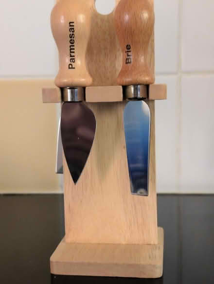 Photo of free set of cheese knives (Eastcote HA5) #1