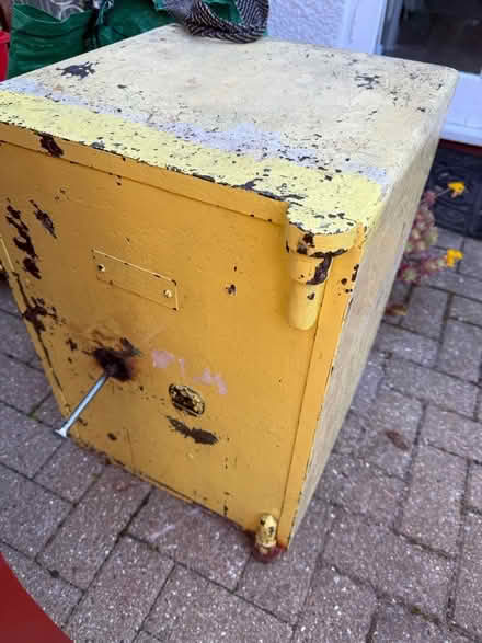 Photo of free Very Heavy Metal Safe Lock Broken (IG8 8QS) #1