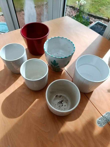 Photo of free Ceramic plant pot holders (Giffnock G46) #1