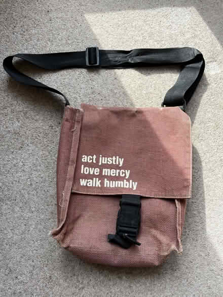 Photo of free Brown messenger bag w black strap (Lenton NG7) #1