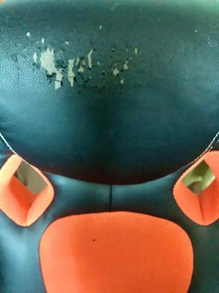 Photo of free Gaming chair (Vauxhall SW8) #2