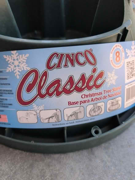 Photo of free Christmas tree stand (El Cerrito) #2