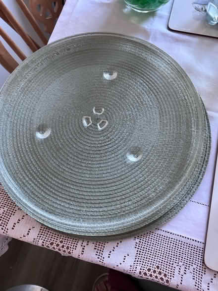 Photo of free Microwave turntable (Tunbridge Wells S. TN2) #1