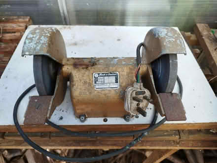 Photo of free Vintage Carborundum / Grinder wheel (Naunton WR8) #1