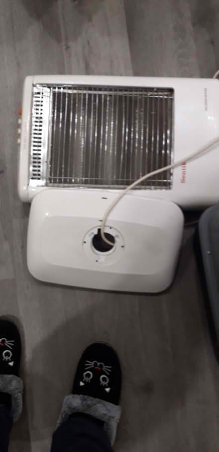 Photo of free 2 electric halogen heaters (Galgate LA2) #2