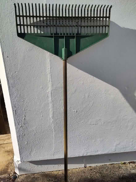 Photo of free Lawn rake (Headington OX3) #1