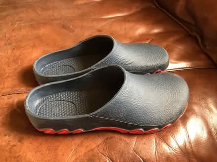Photo of free New Gardening Shoes uk 6.5 (Elkstone GL53) #1