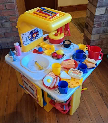 Photo of free Toy kitchen with accessories (Yaxley PE7) #1