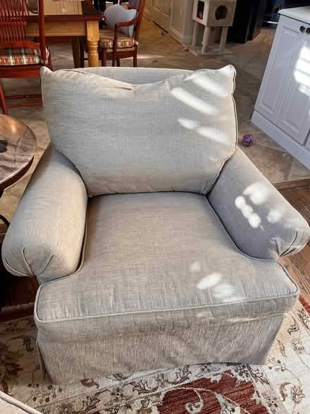 Photo of free Comfy chair (VIenna near Meadowlark Gardens) #1