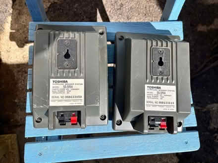 Photo of free Small Toshiba speakers (CM12) #2