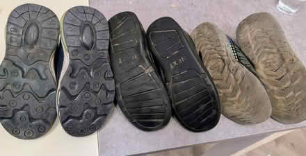 Photo of free Boys size 11 shoes / trainers (Lowedges S8) #2