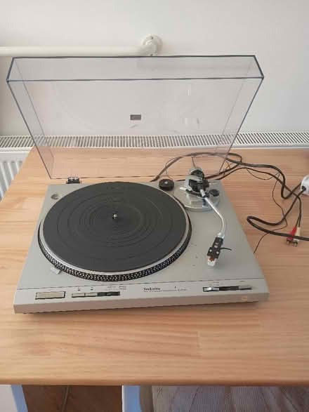 Photo of free Technics turntable (Fleet GU51) #1