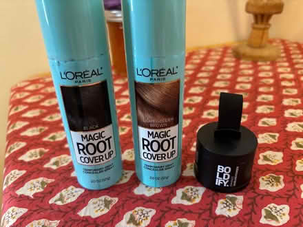 Photo of free spray hair color for roots (Siringo and Cam Carlos Rey) #1