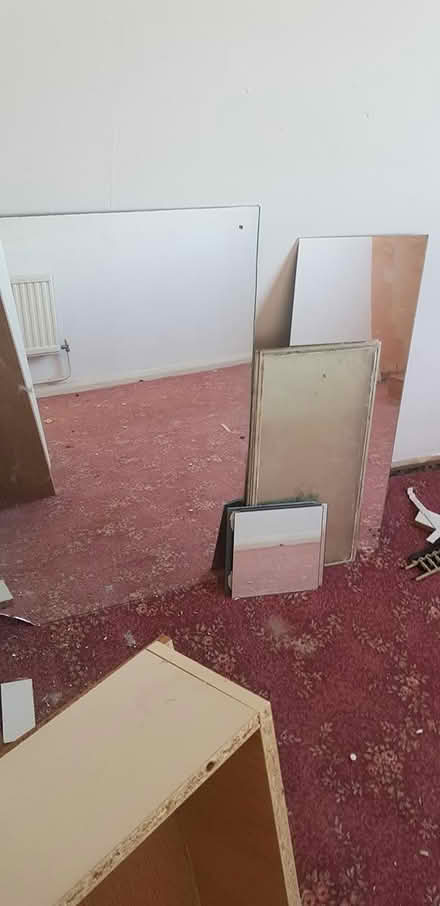 Photo of free Several mirrors (near donnington bridge OX4 4) #1