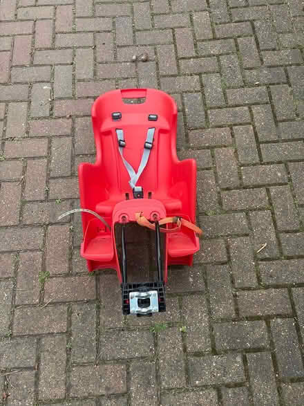 Photo of free Children’s bike seat (Leighton Buzaard LU7) #1
