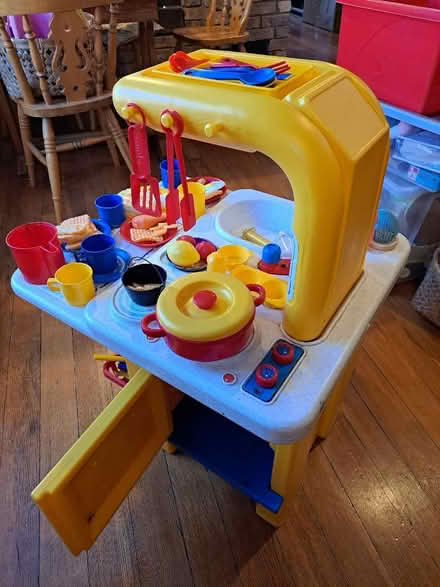 Photo of free Toy kitchen with accessories (Yaxley PE7) #3