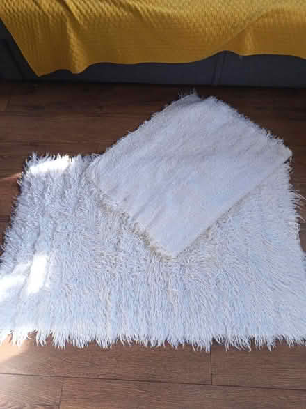 Photo of free 2xHand made runner size 120cm x70cm (Ub6 perivale) #1