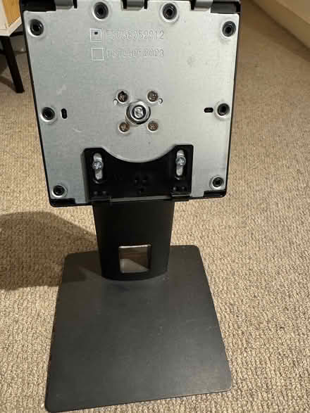 Photo of free Monitor stand HP &Aopen (CR0) #2