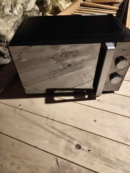 Photo of free Microwave (Sheffield s6) #1