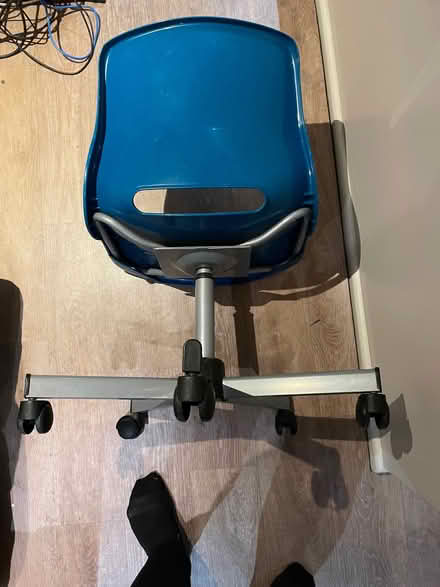 Photo of free Blue plastic office chair (Vange SS16) #1