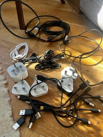 Photo of free Plugs and chargers (Walthamstow village) #1
