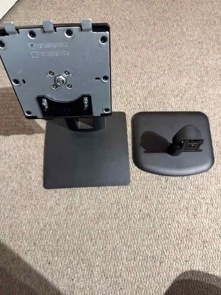 Photo of free Monitor stand HP &Aopen (CR0) #1