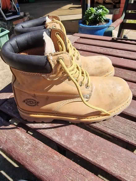 Photo of free Work safety boots size 7/41 (Lye Valley OX4) #2