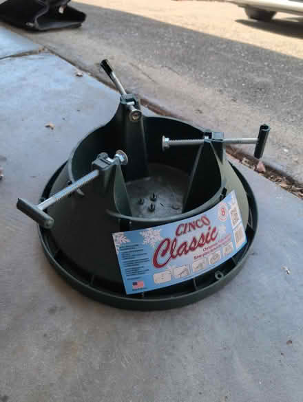 Photo of free Christmas tree stand (El Cerrito) #1
