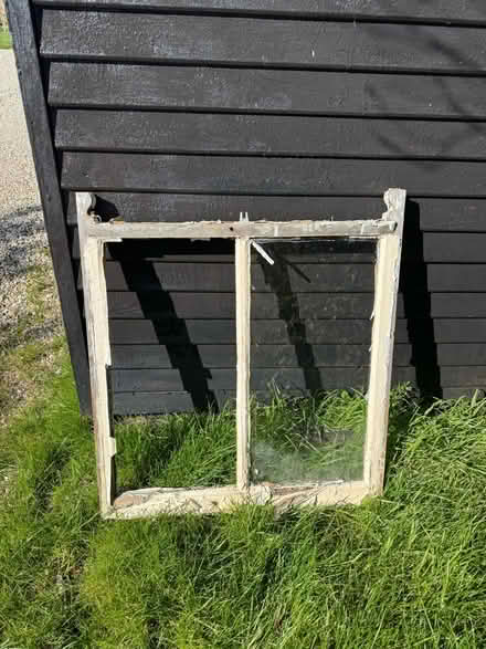 Photo of free Old sash windows (IP13) #1