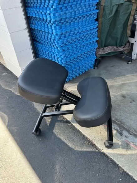 Photo of free Groovy Kneeling Computer Chair (Campbell Storage) #1
