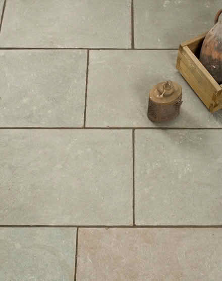 Photo of Single paving slab (RH12) #1