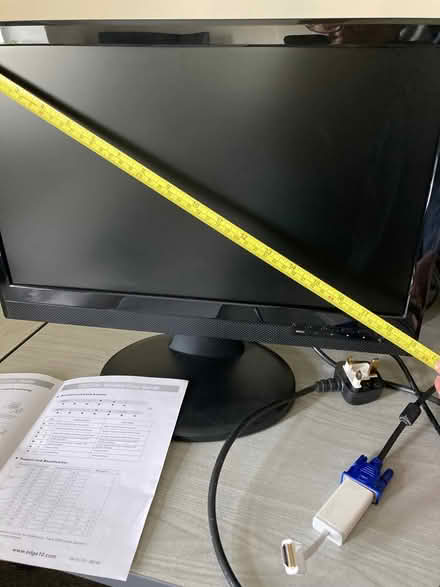 Photo of free PC monitor.18in screen. VGA (Moor Side PR4) #4