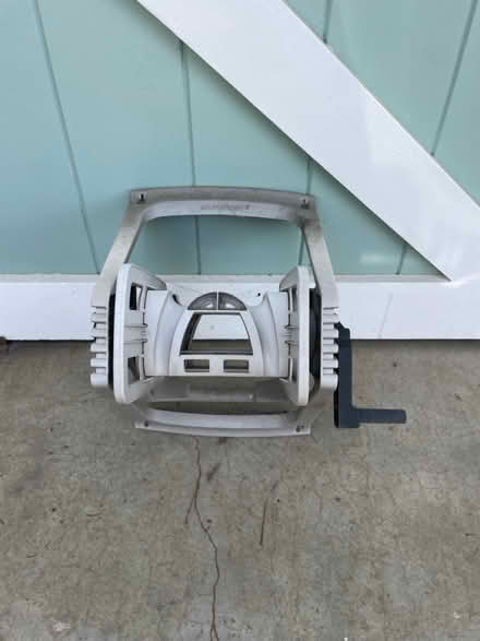 Photo of free Garden hose holder (El Camino/shoreline/Miramonte) #1