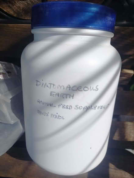 Photo of free diatomaceous earth (Christchurch BH23) #1