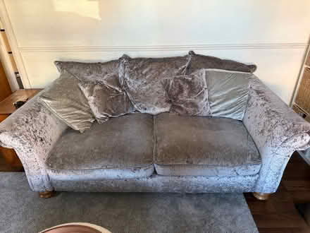 Photo of free Grey chenille sofa set (Carshalton SM5) #1