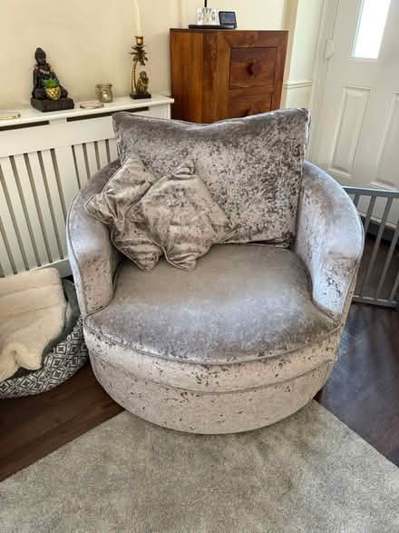 Photo of free Grey chenille sofa set (Carshalton SM5) #2