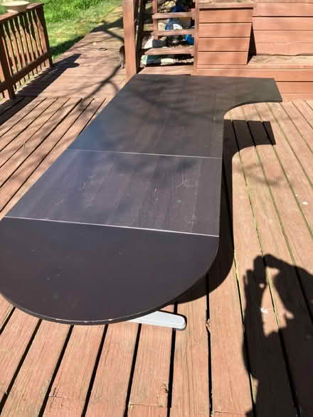 Photo of free Desk or hobby table (Derwood) #1