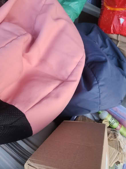 Photo of free x4 Bean Bags 2 small, 2 medium (L23 6XS) #2