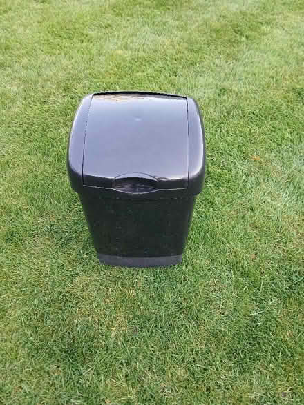Photo of free Small black swing-top bin (West Bridgford NG2) #1