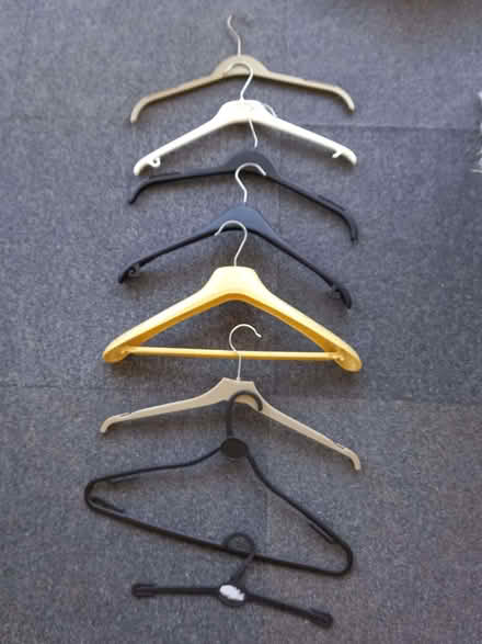 Photo of free Can anyone use coat hangers? (Kittybrewster AB24) #1