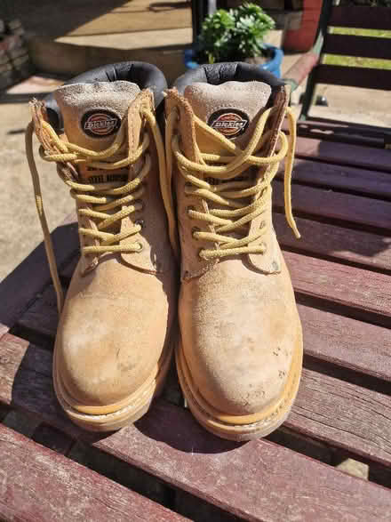 Photo of free Work safety boots size 7/41 (Lye Valley OX4) #1