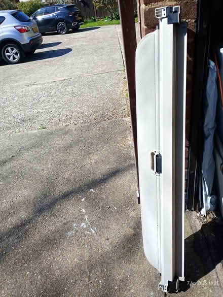 Photo of free Parcel shelf (SS0 Westcliff) #1