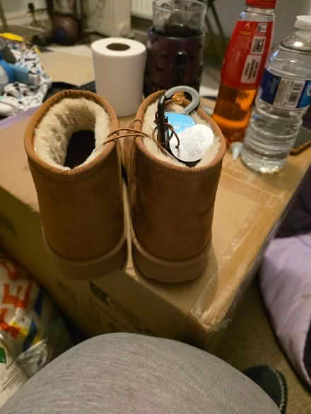 Photo of free Suede effect boots (Chatham, me46qe) #1